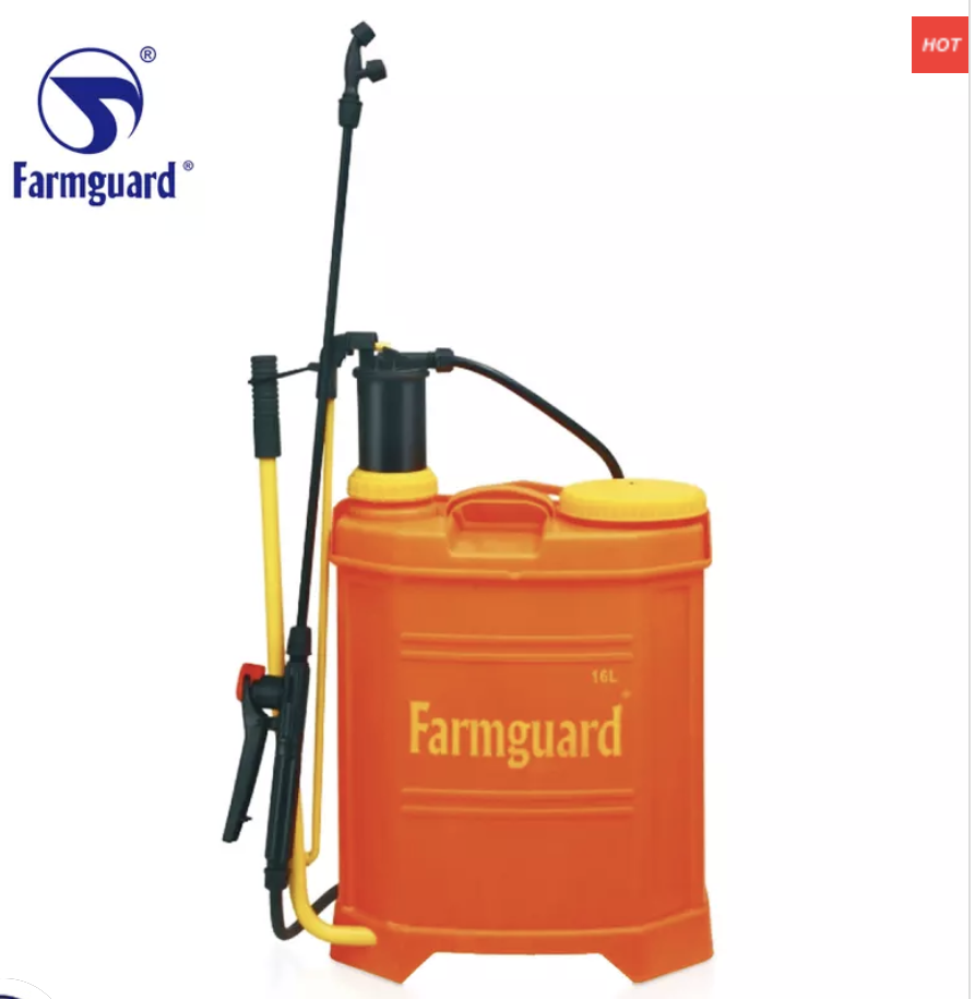 Bagaimana cara membersihkan penyemprot setelah digunakan?